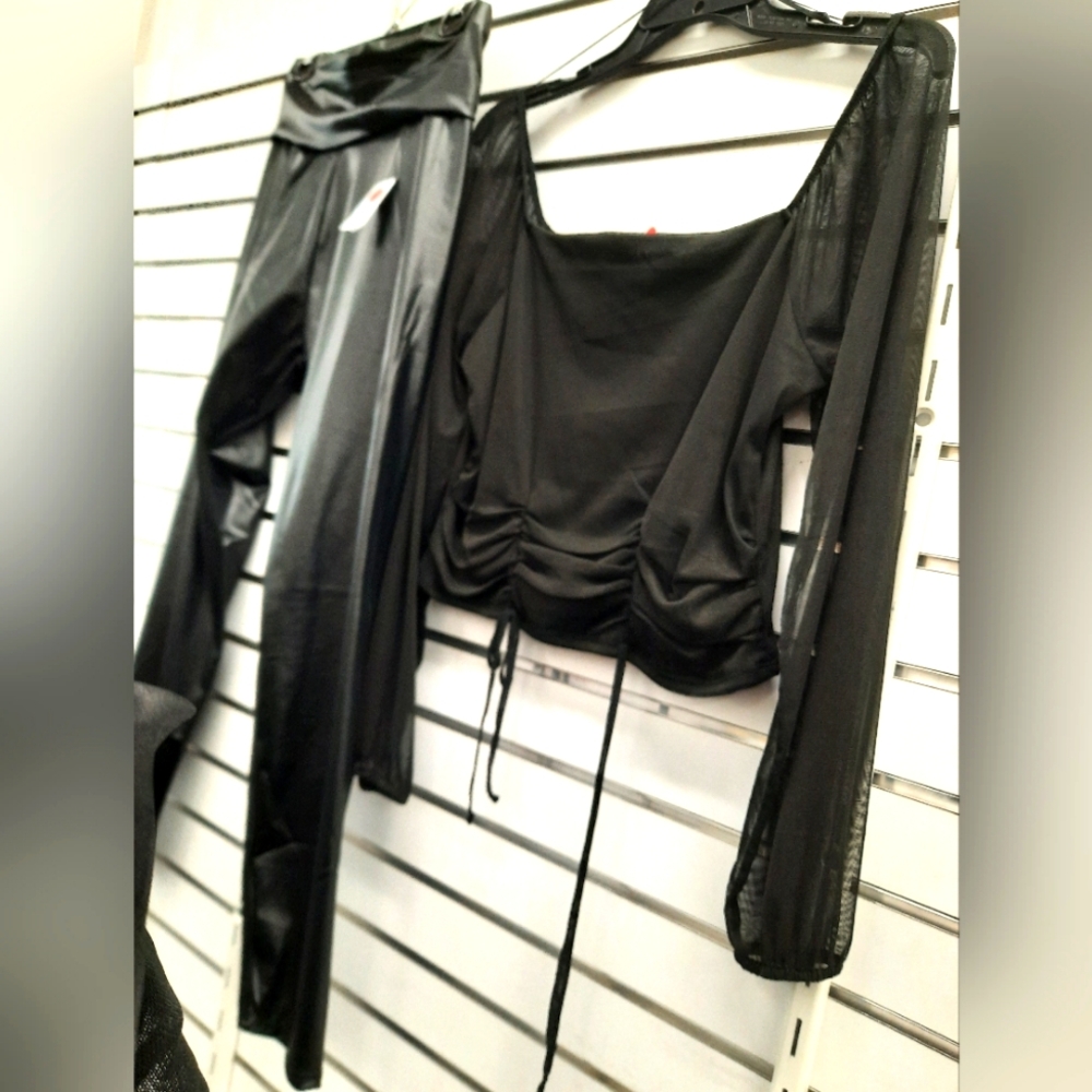 NWT SEXY BLACK SHEER & LEATHER PLUS SIZE 1X TOP AND PANTS OUTFIT